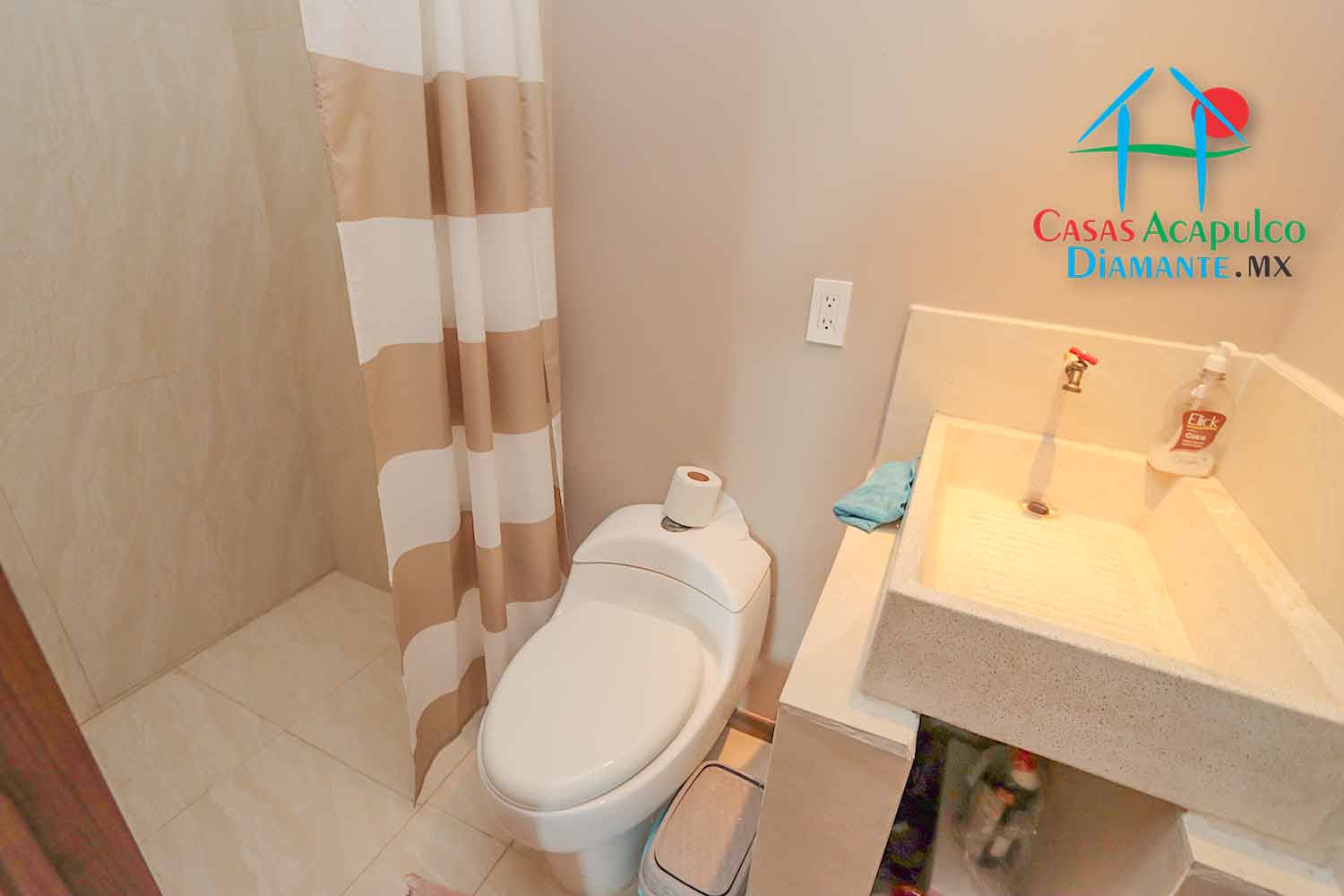 La Isla Emerald C10 - Cuarto de servicio 2 La Isla Emerald C10 - Cuarto de servicio 2